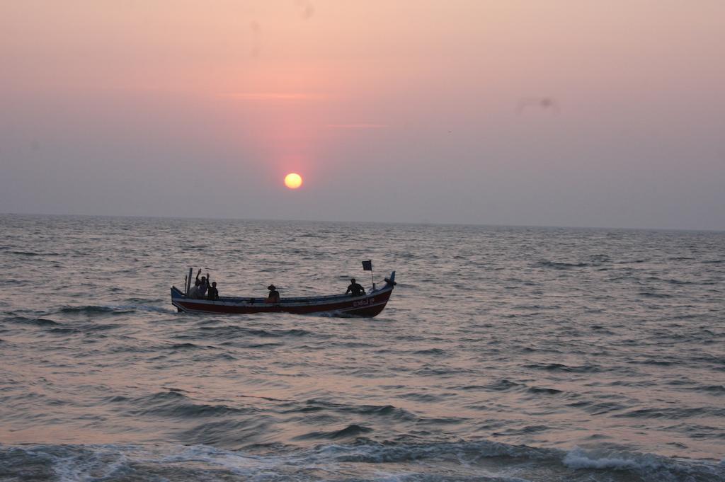 Shalom Beach Residency Alappuzha المظهر الخارجي الصورة